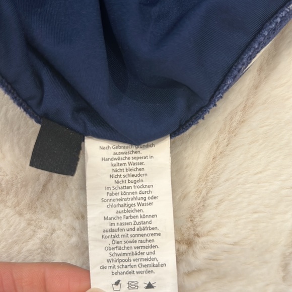 Niptuck Swimsuit, Size 6 - Picture 15 of 15